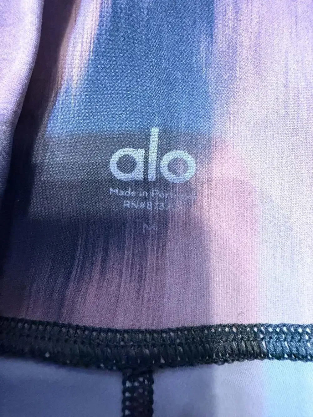 Alo Yoga High-Waist Aurora Short Size M